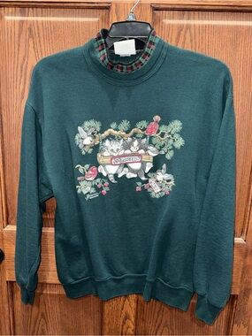 Grandma Core Vintage Crewneck Sweatshirt with Cat & Cardinals Graphic